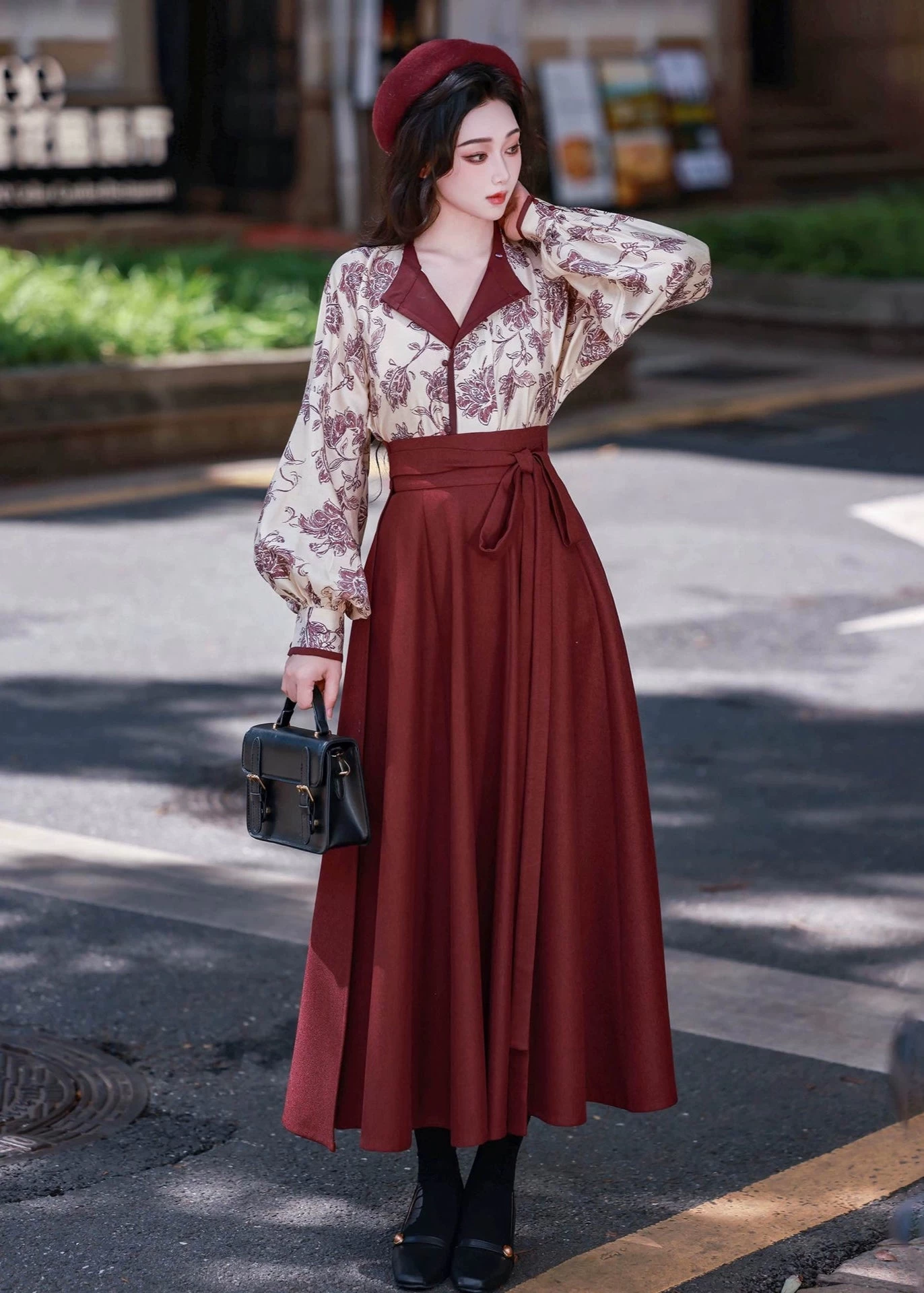 Women Modern 3-Piece Hanfu Set in Tencel Blend | HANFUBAO