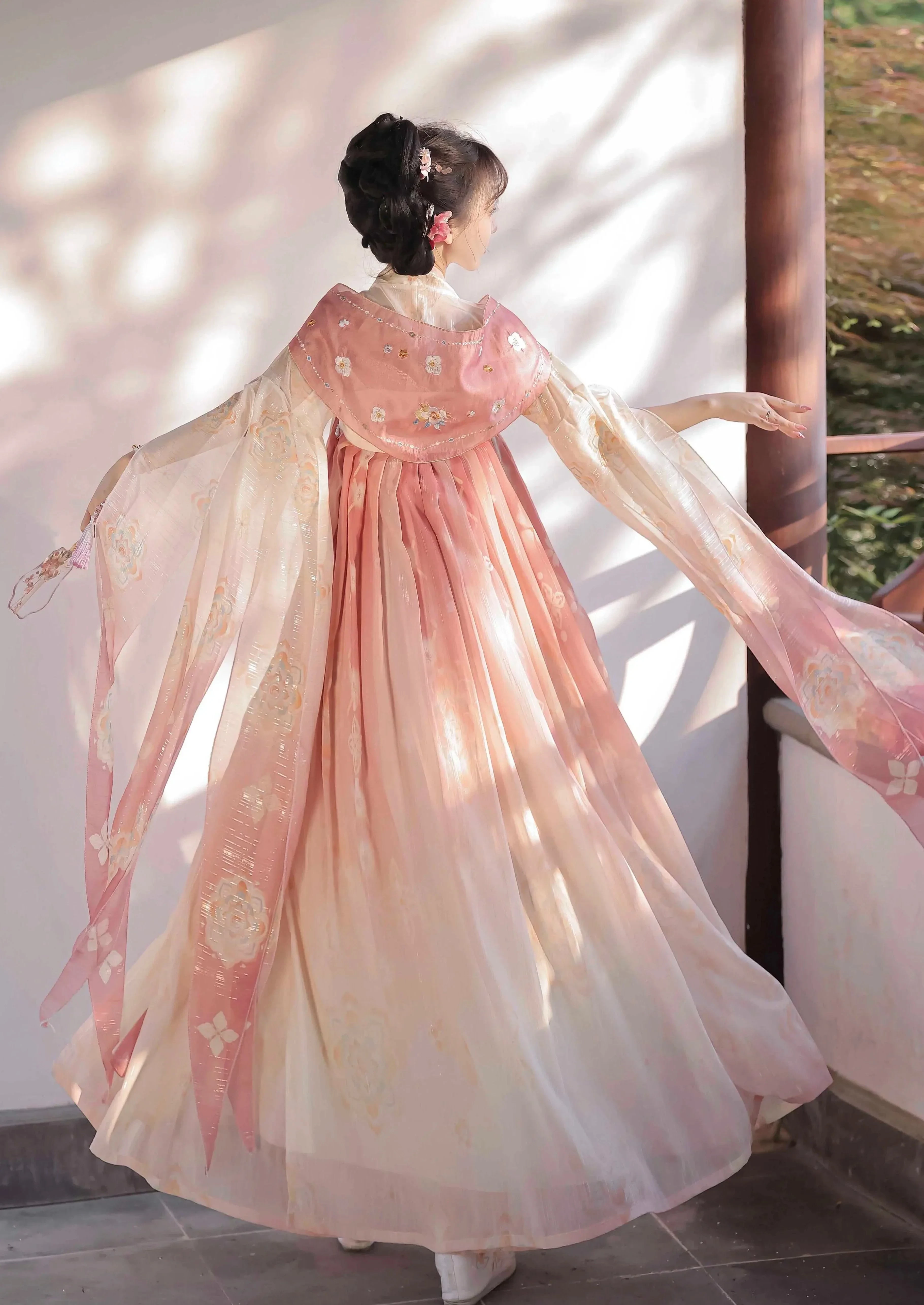 Women’s 3-Piece Tang Embroidered Chiffon Hanfu Set, Skirt+Shawl | HANFUBAO