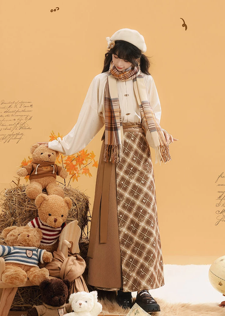 Women’s Modern Daily Hanfu 5-Piece Set, Embroidered Dream Island | HANFUBAO