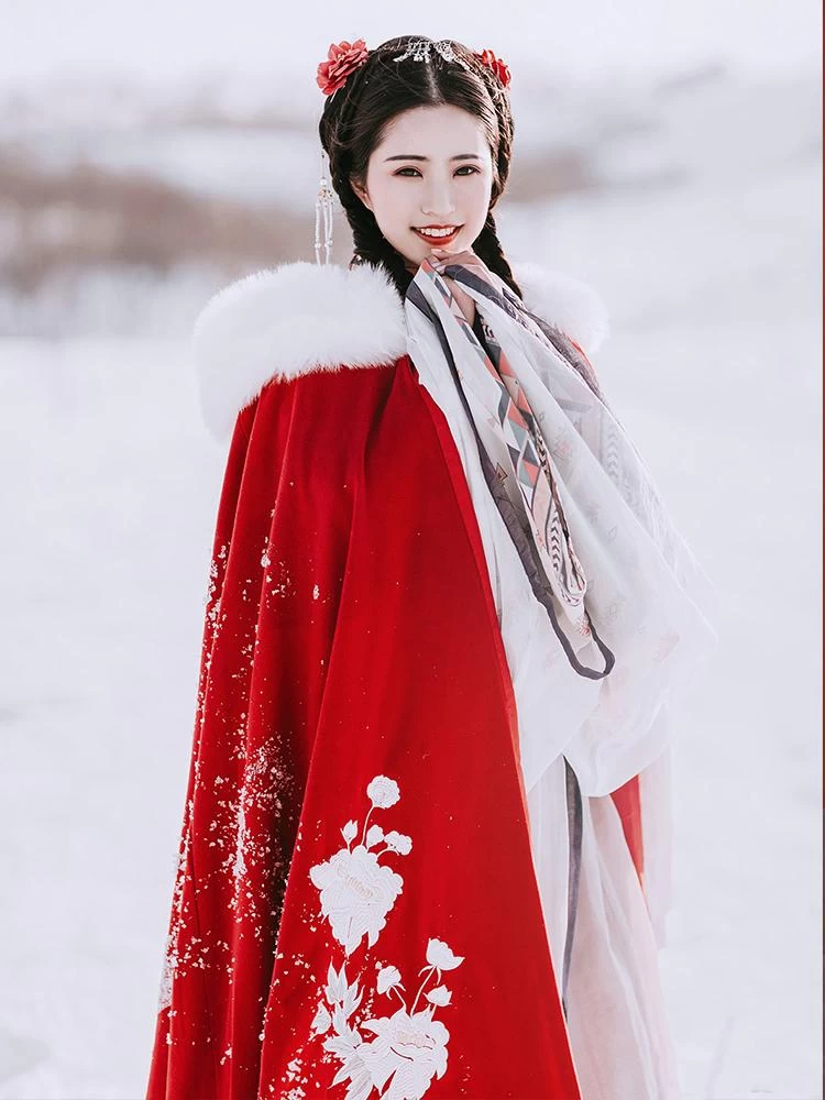 Women  Hanfu Hooded Cape White Peony Embroidery S-L | HANFUBAO