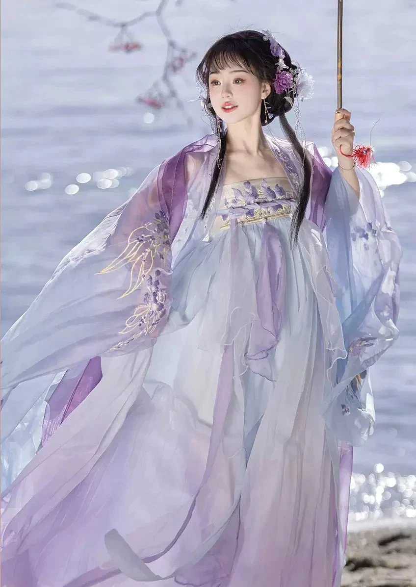 Women Modern Hanfu Silk Blend, Floral Embroidery 3-Piece Set | HANFUBAO