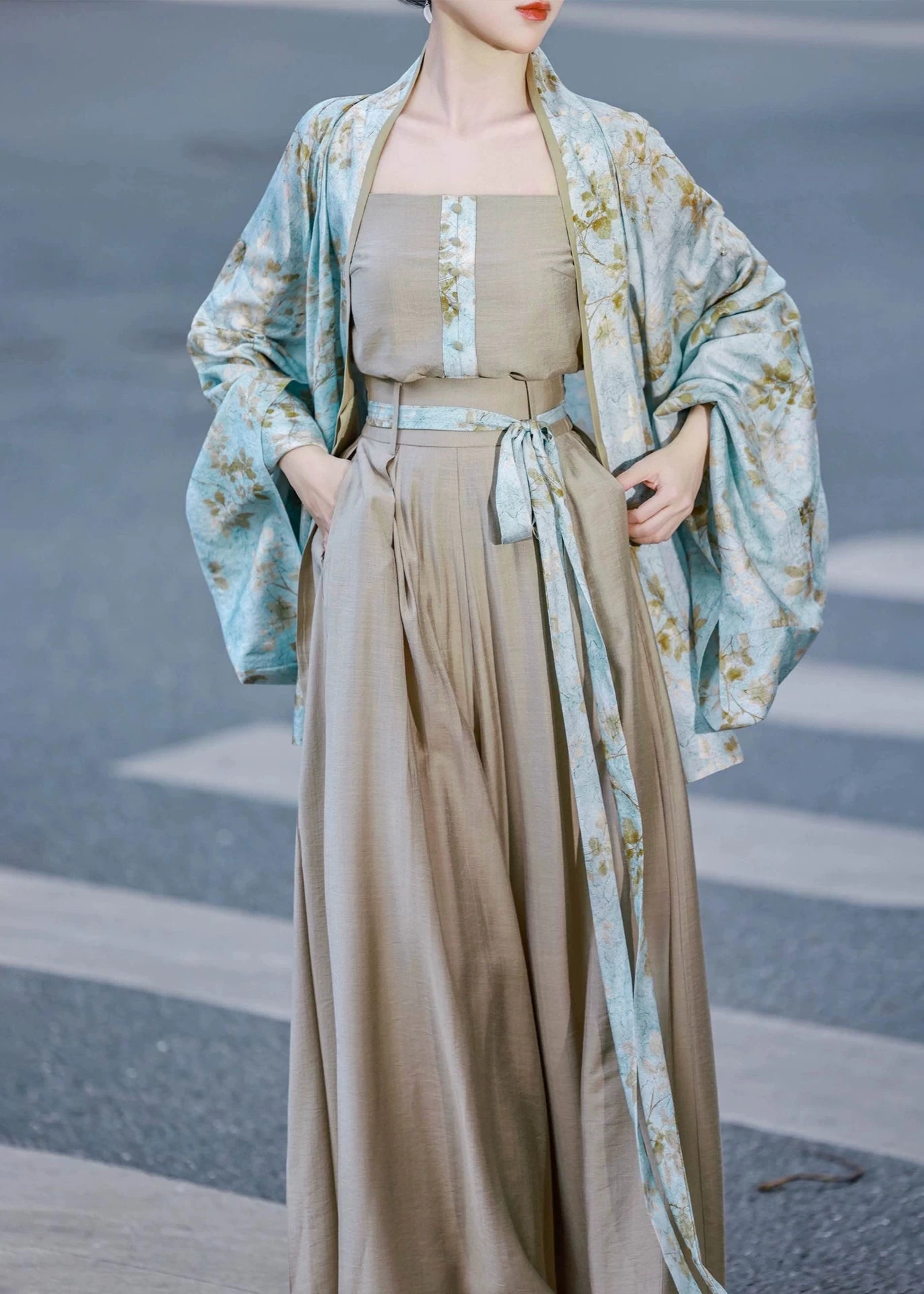 Women’s Daily Hanfu 3-Piece Pants Set Floral Cyan Linen-Rayon Blend | HANFUBAO