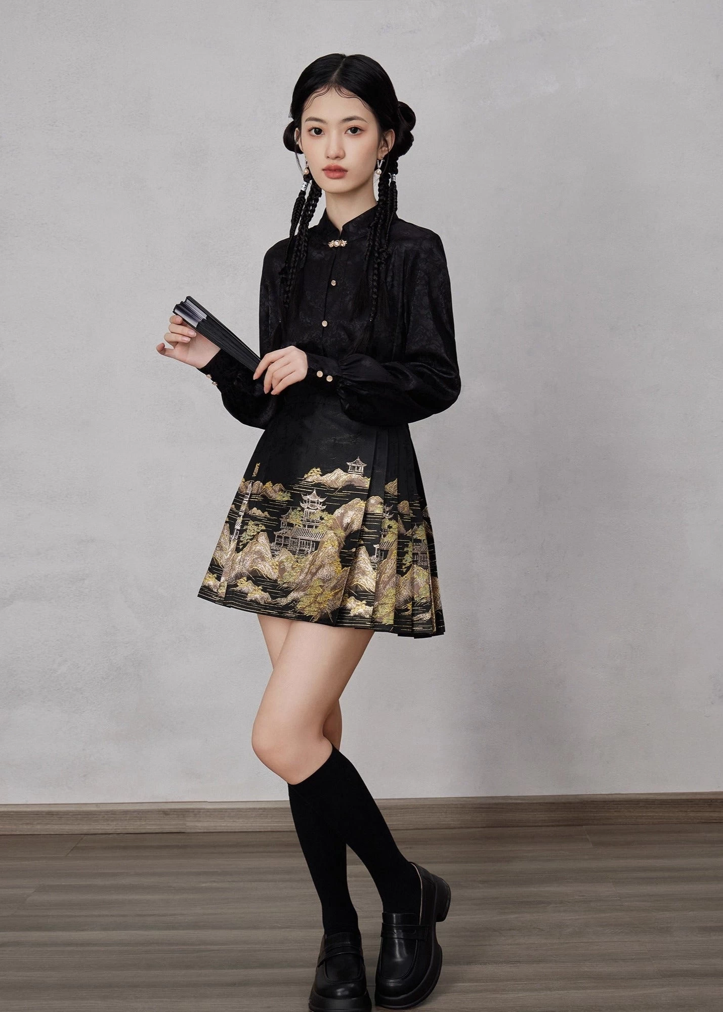 Women's Modern Short Ma Mian Skirt Gilded Landscape Print| HANFUBAO
