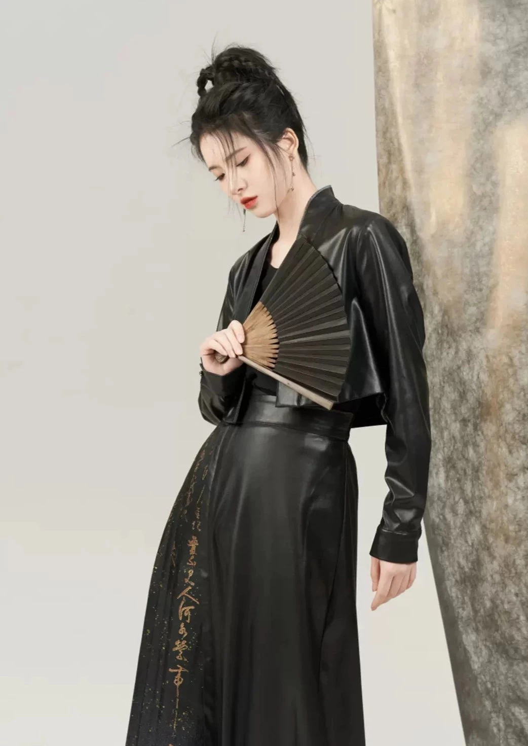 Women’s Modern 3-Piece Faux Leather Daily Hanfu Set Midnight Ink | HANFUBAO