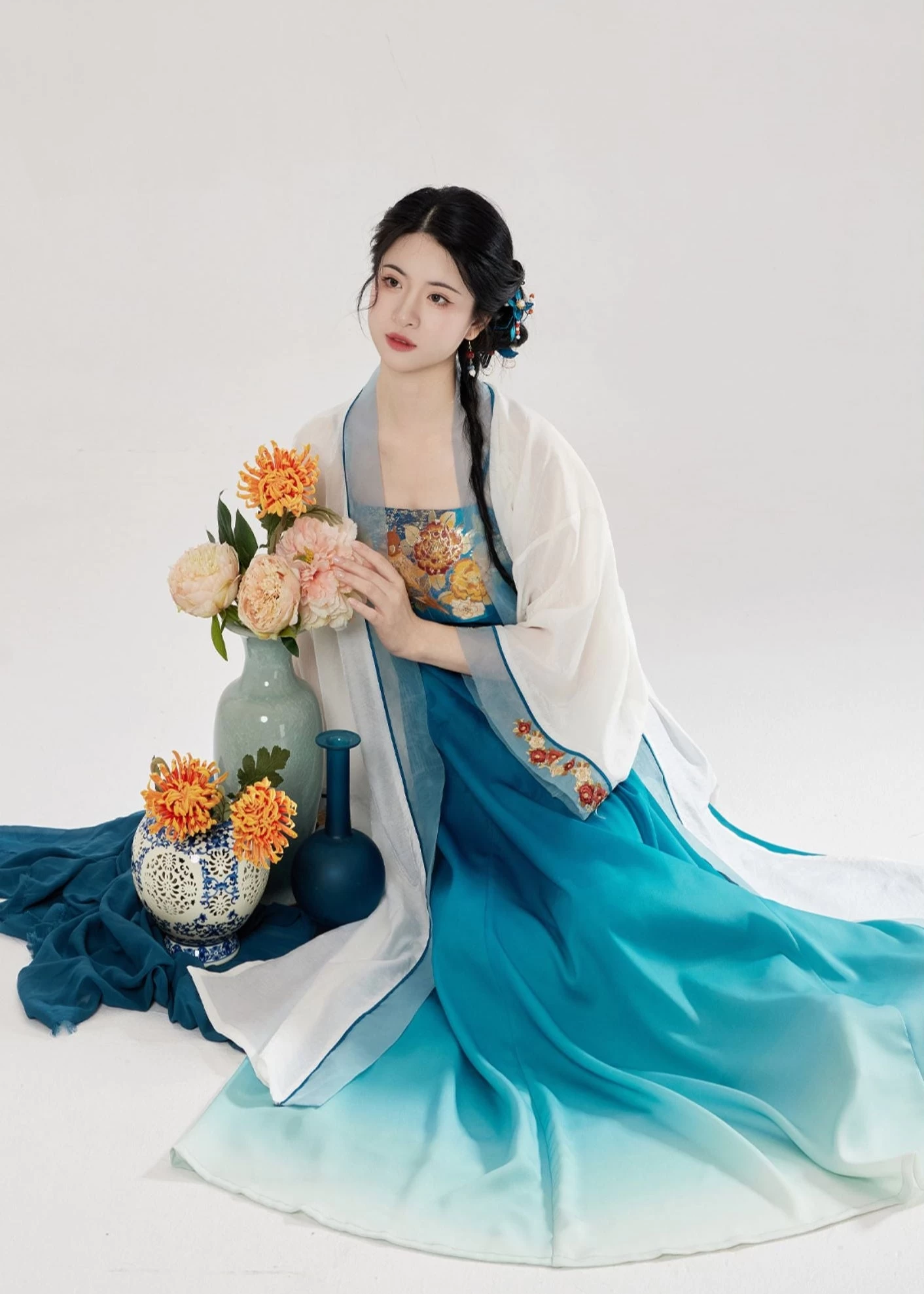 Women Modern 2-Piece Camellia Parrot Printed Daily Hanfu Set | HANFUBAO