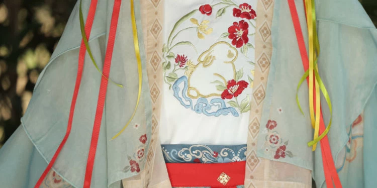 Women Modern Hanfu  Floral Embroidered 6pcs Set|HANFUBAO