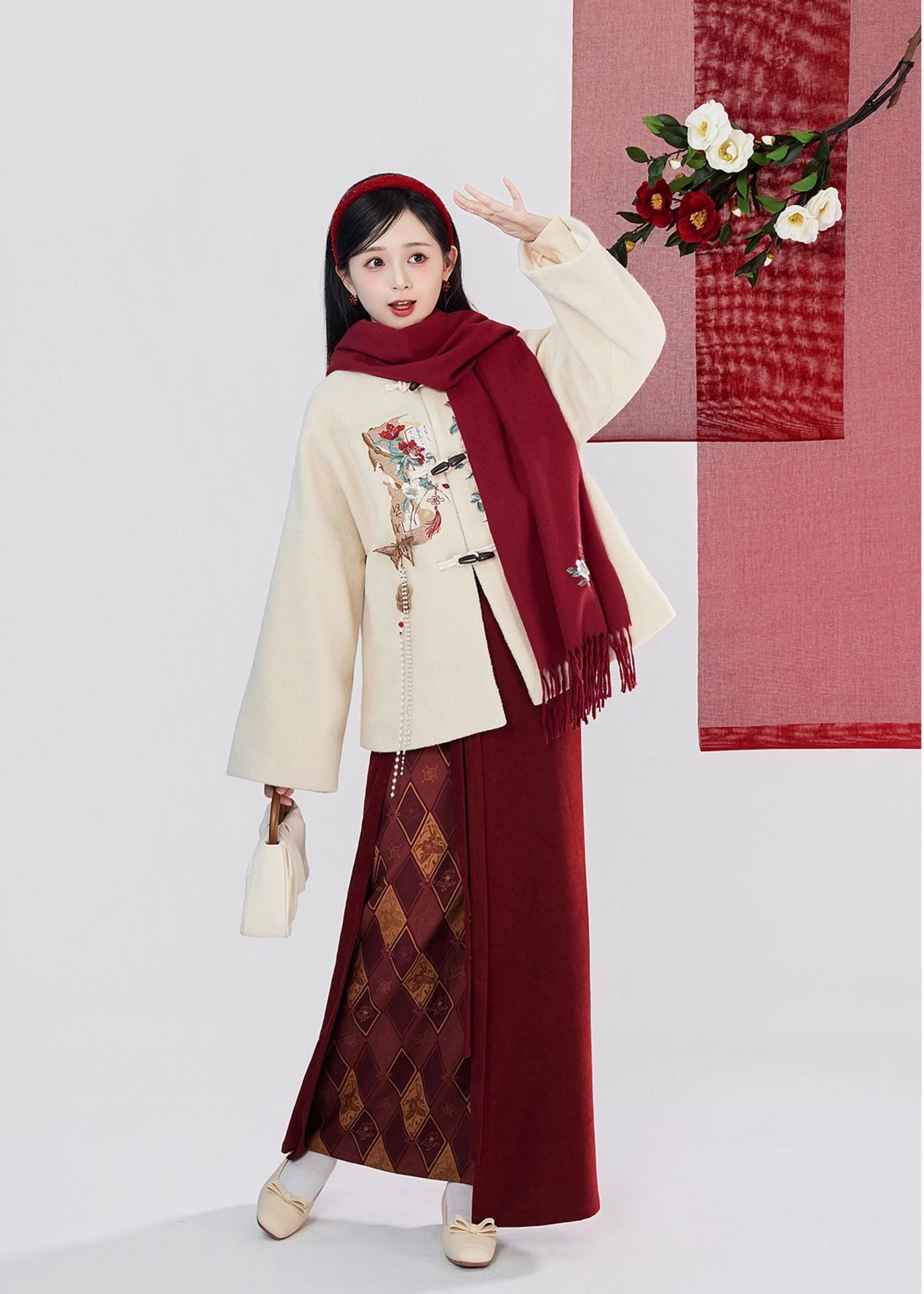 Women Modern Daily Hanfu 3-Piece Set Embroidered Plus Size| HANFUBAO