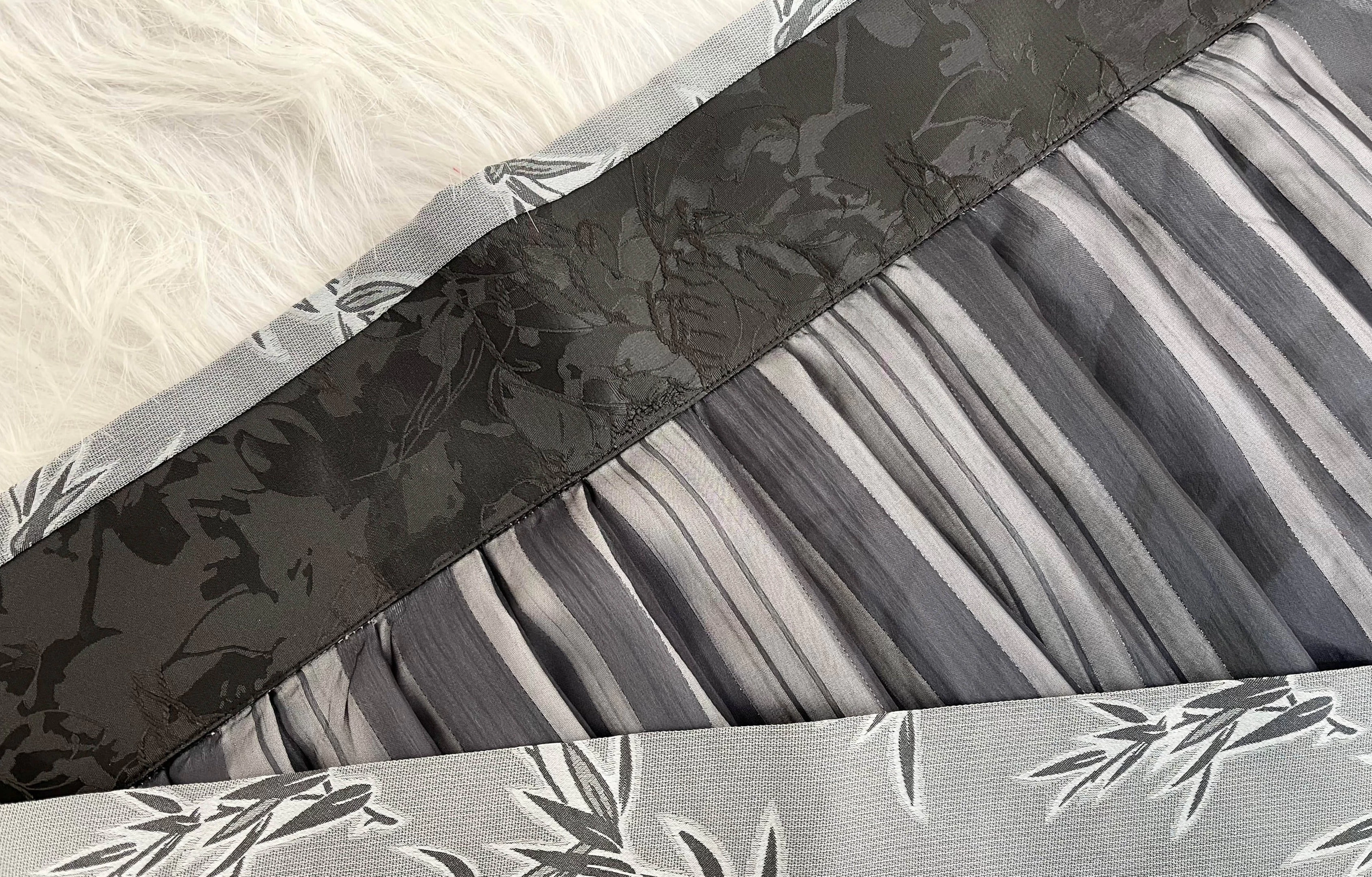 Unisex Modern Daily Hanfu Set Bamboo Pattern Black/White  | HANFUBAO