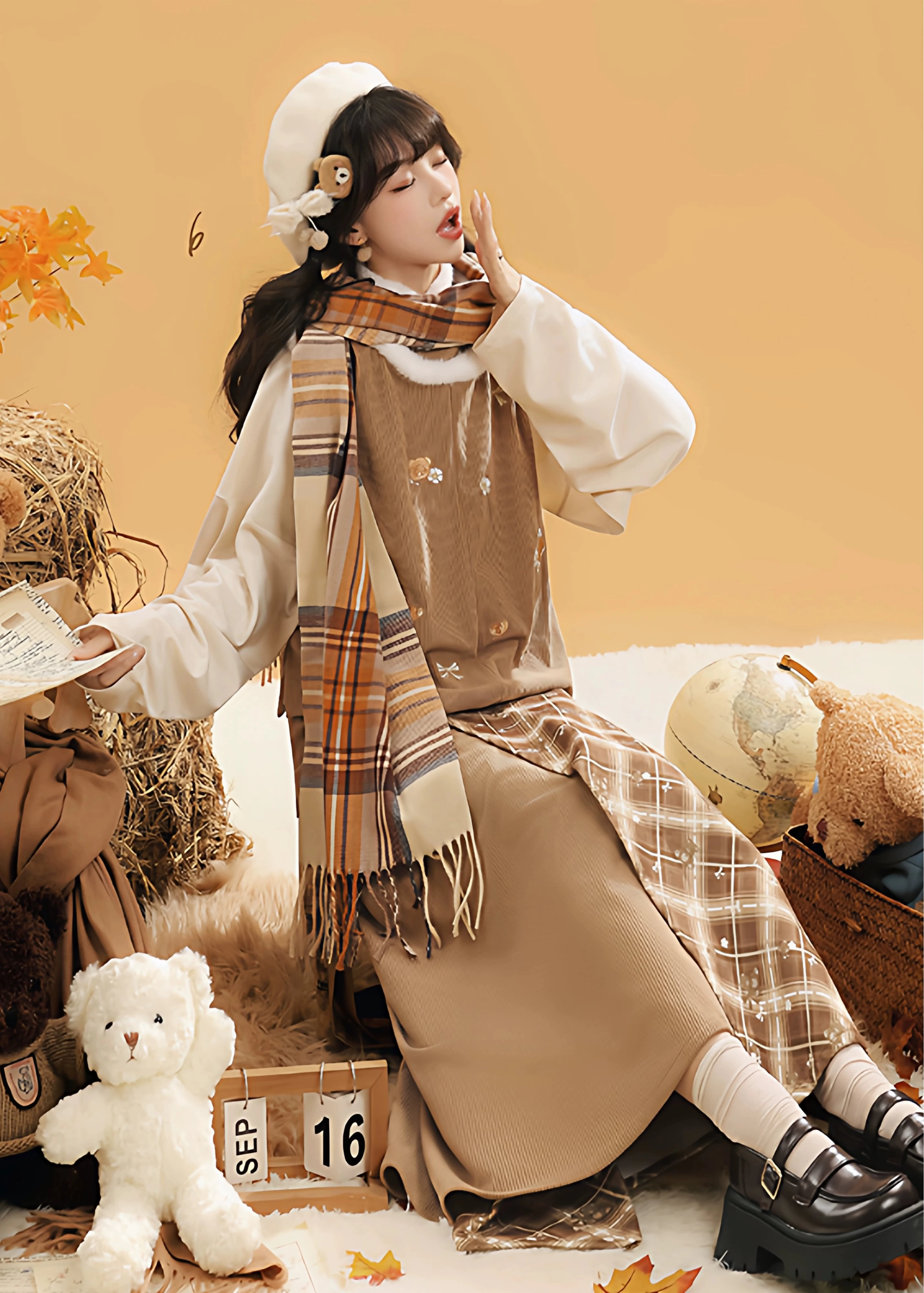 Women’s Modern Daily Hanfu 5-Piece Set, Embroidered Dream Island | HANFUBAO