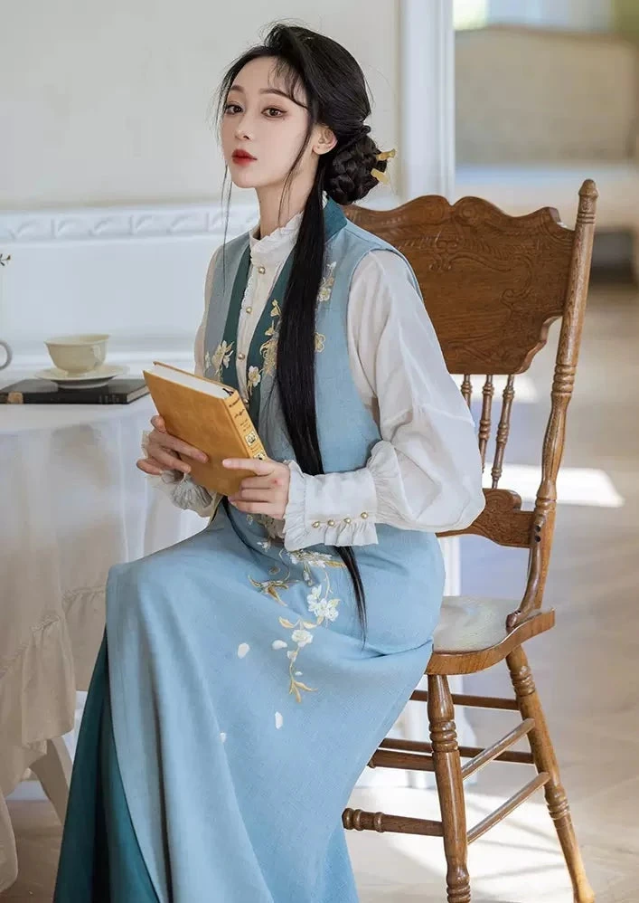 Women Modern Daily Hanfu 4-Piece Set Pear Blossom Print| HANFUBAO