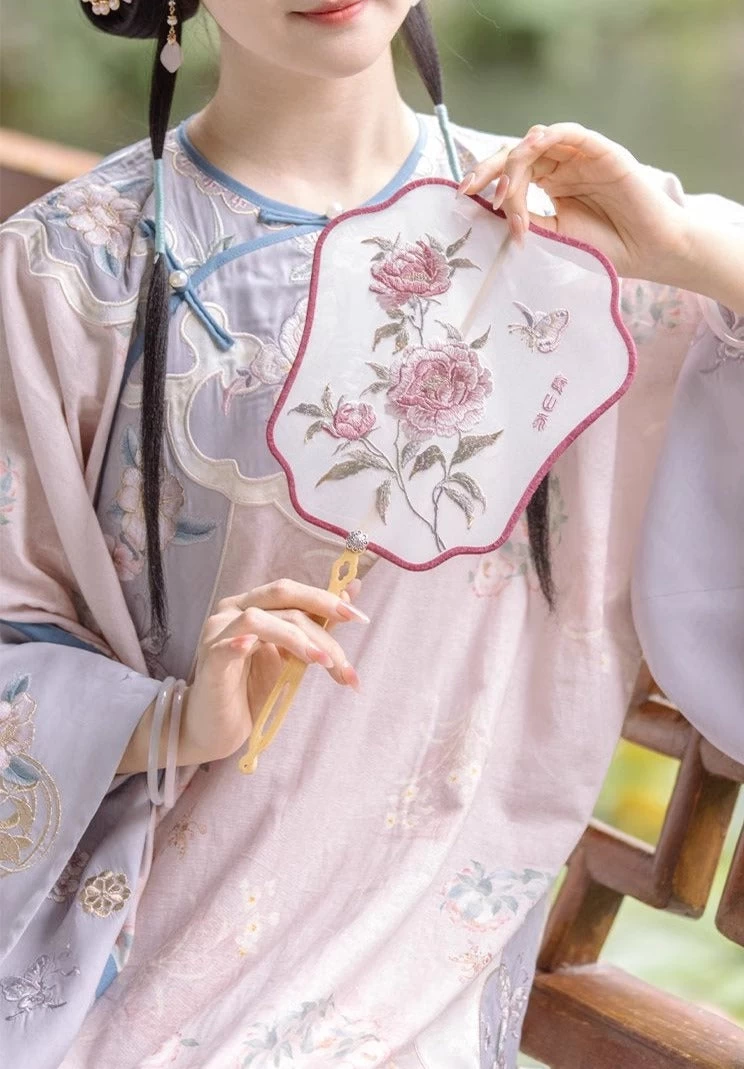 Women Bamboo Hand Fan 4-Color Valley Lily Embroidery Big 33cm| HANFUBAO