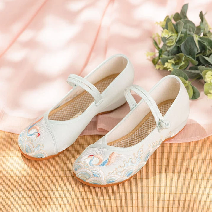 Unisex Hanfu Embroidered Canvas Shoes Floral Ivory Pink Red| HANFUBAO