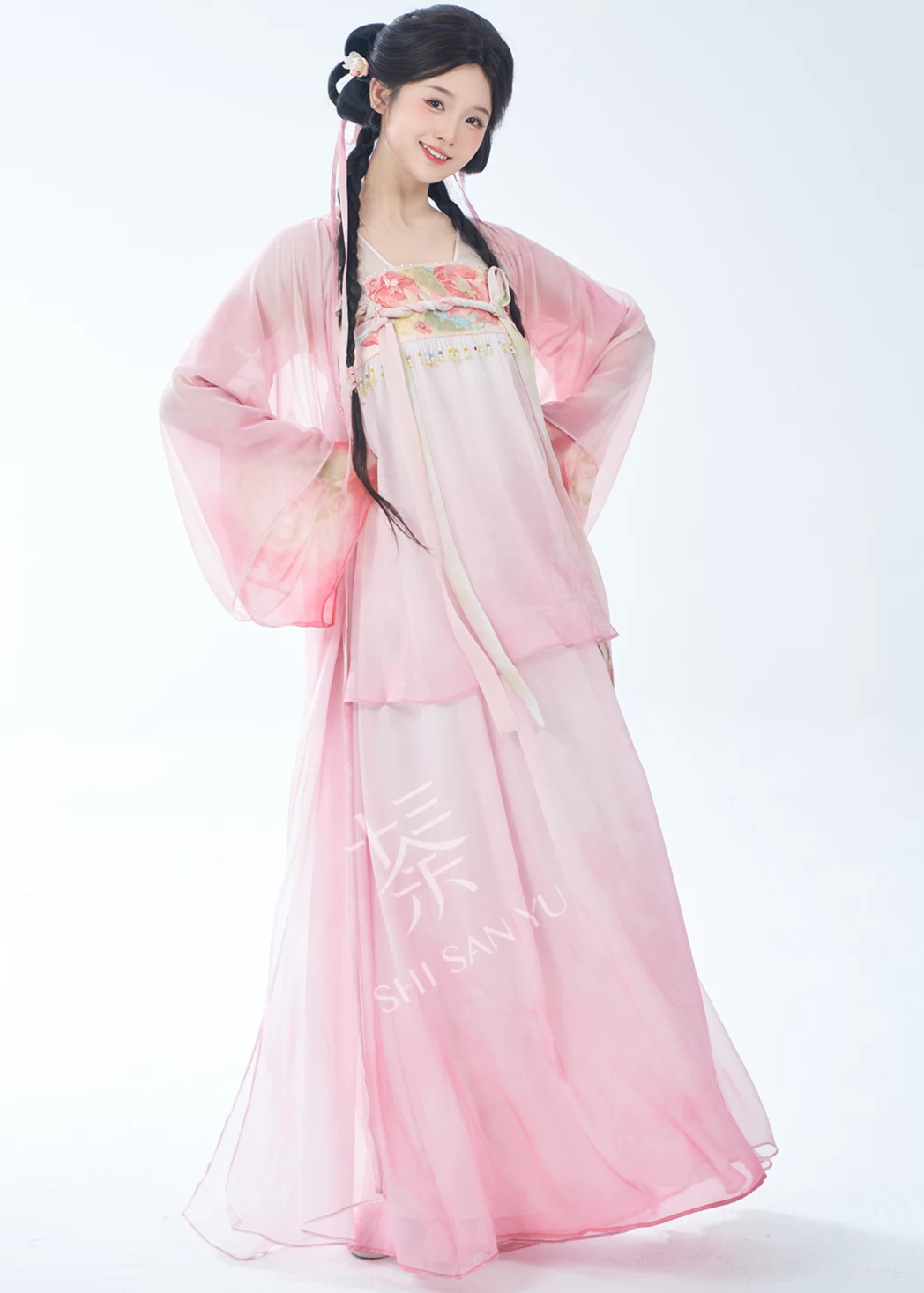 Women Modern Daily Hanfu Set Peach Floral Embroidered 2-Piece | HANFUBAO