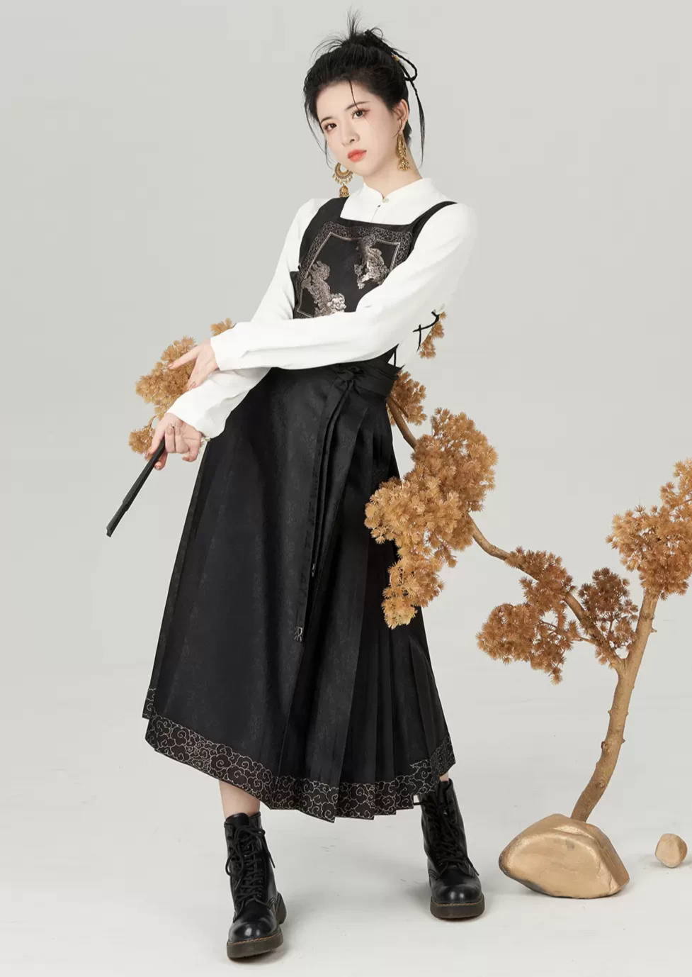 Women Modern 3-Piece Daily Hanfu Set Golden Oriole Embroidered Plus Size| HANFUBAO