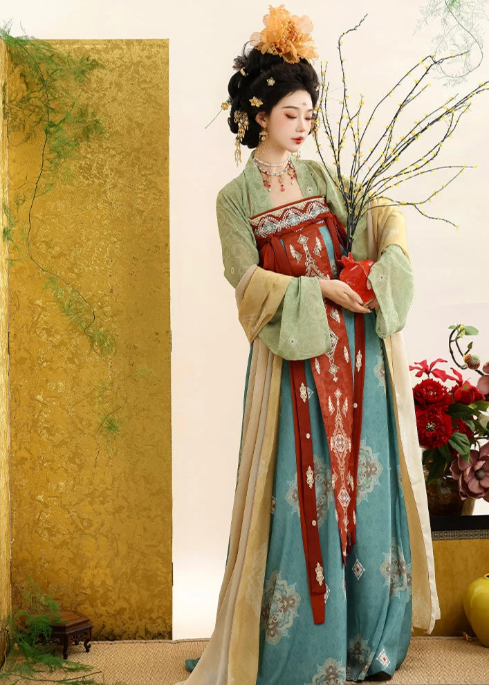 Women’s 4-Piece Floral Chiffon Daily Hanfu Set for Festivals| HANFUBAO