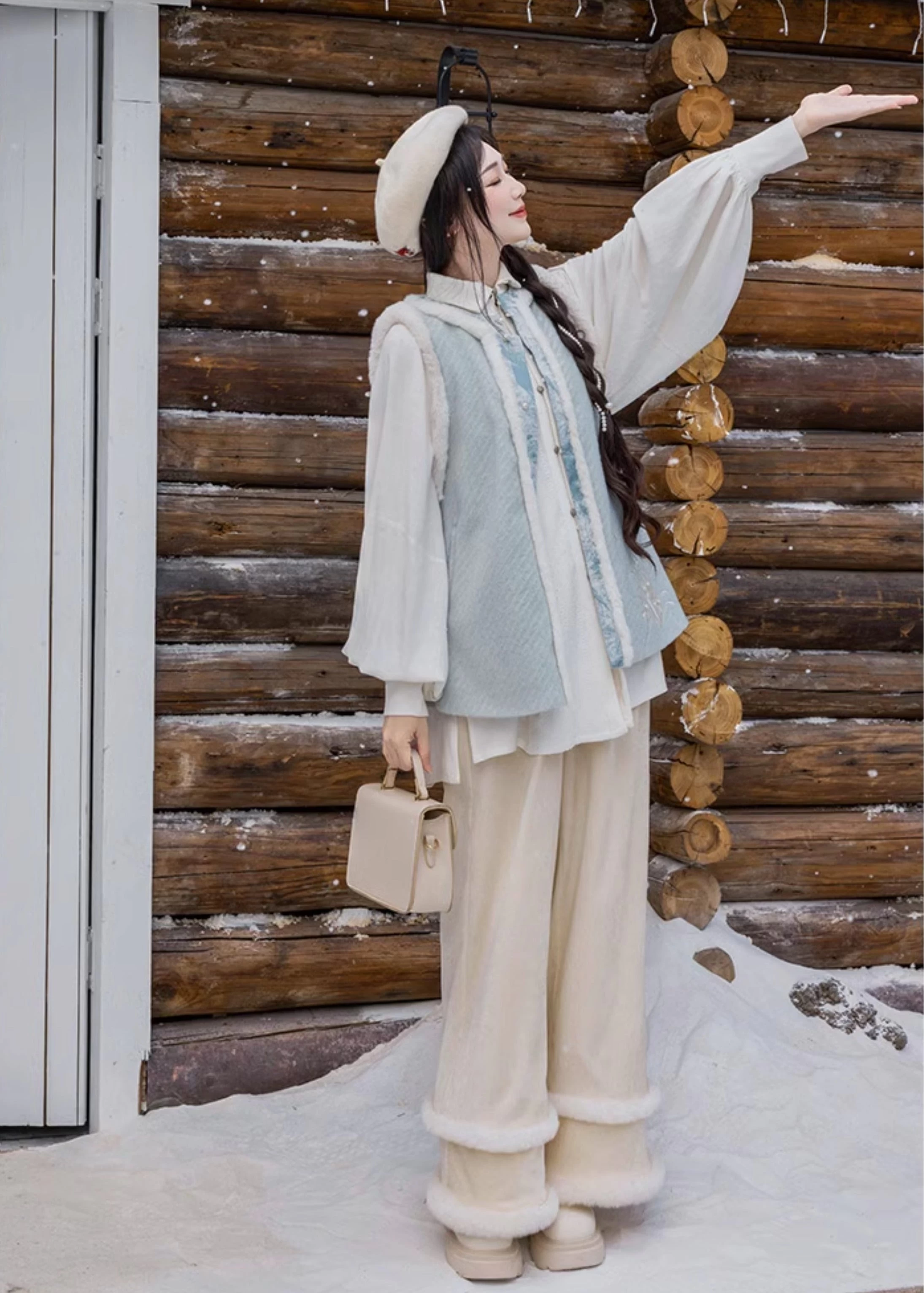 Women’s Linen-Blend Modern Daily Hanfu 3-Piece Set Snowy Plush | HANFUBAO