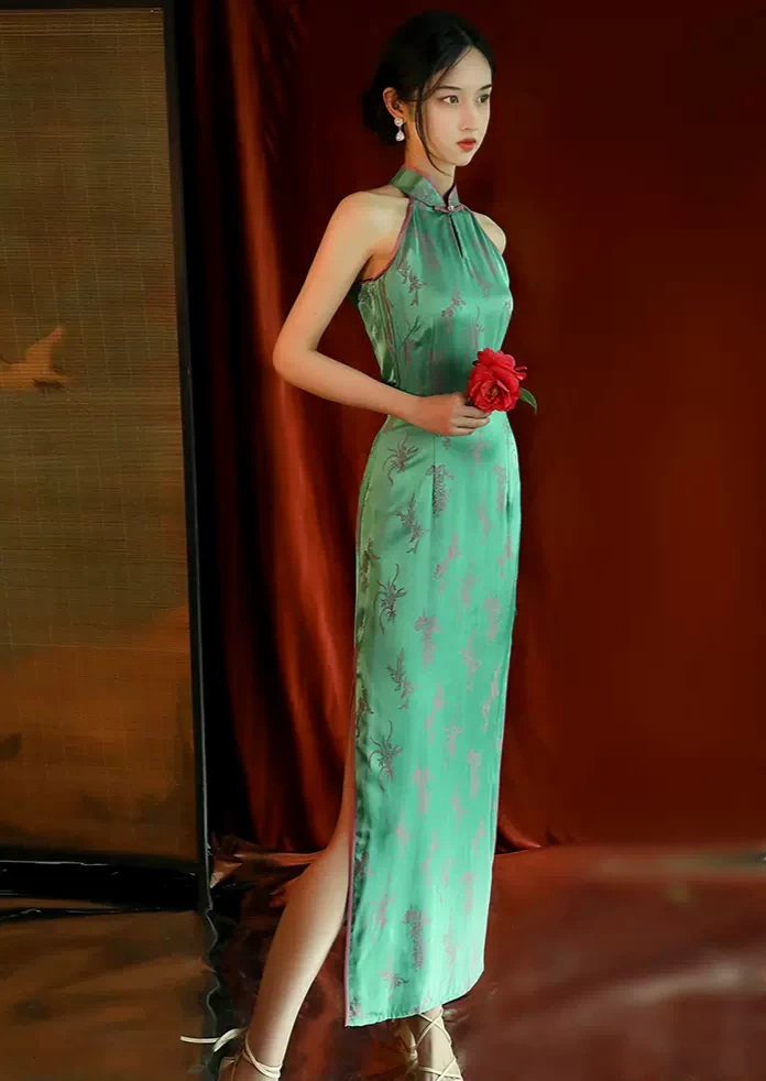 Women Satin Qipao Dress Emerald Floral High Slit| HANFUBAO