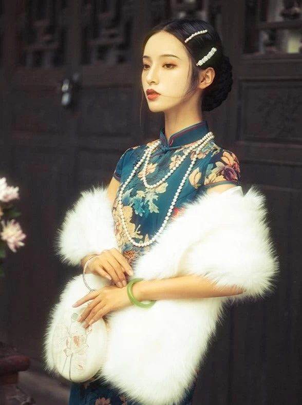 Women's Ivory Faux Fur Shawl Warm Winter Wedding Wrap Plus Size | HANFUBAO