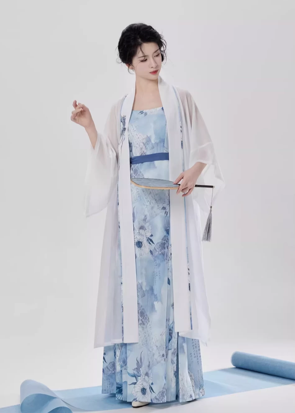 Women Modern Hanfu Chiffon 3-Piece Set Sunlit Frost | HANFUBAO