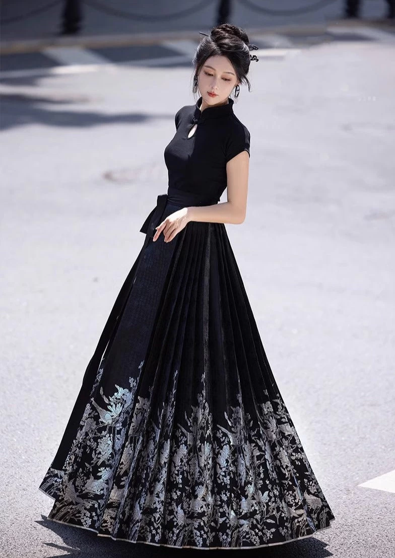 Women's Modern 2-Piece Ma Mian Skirt Hanfu Set Embroidered Polyester| HANFUBAO