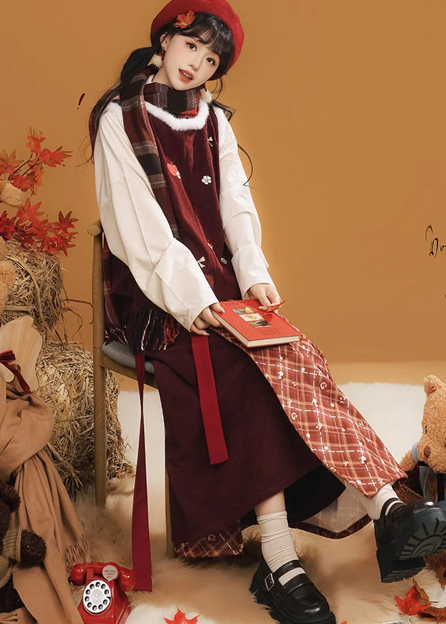 Women’s Modern Daily Hanfu 5-Piece Set, Embroidered Dream Island | HANFUBAO