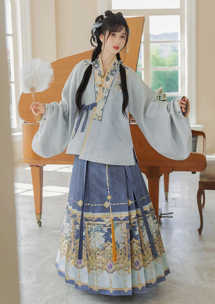 Women Modern Hanfu 2-Piece Ming Skirt Set Octagon Pattern | HANFUBAO