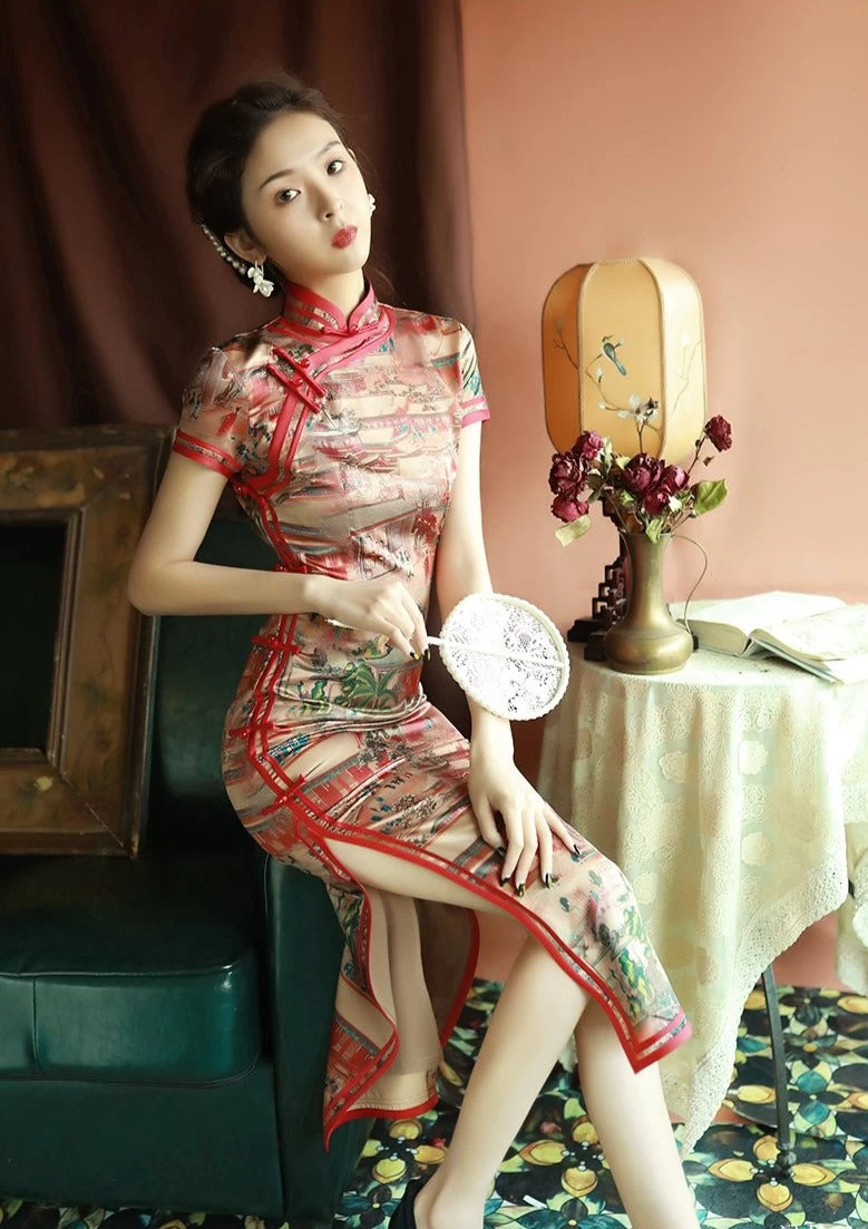 Women Vintage Satin Qipao MeilRed Painting Print | HANFUBAO