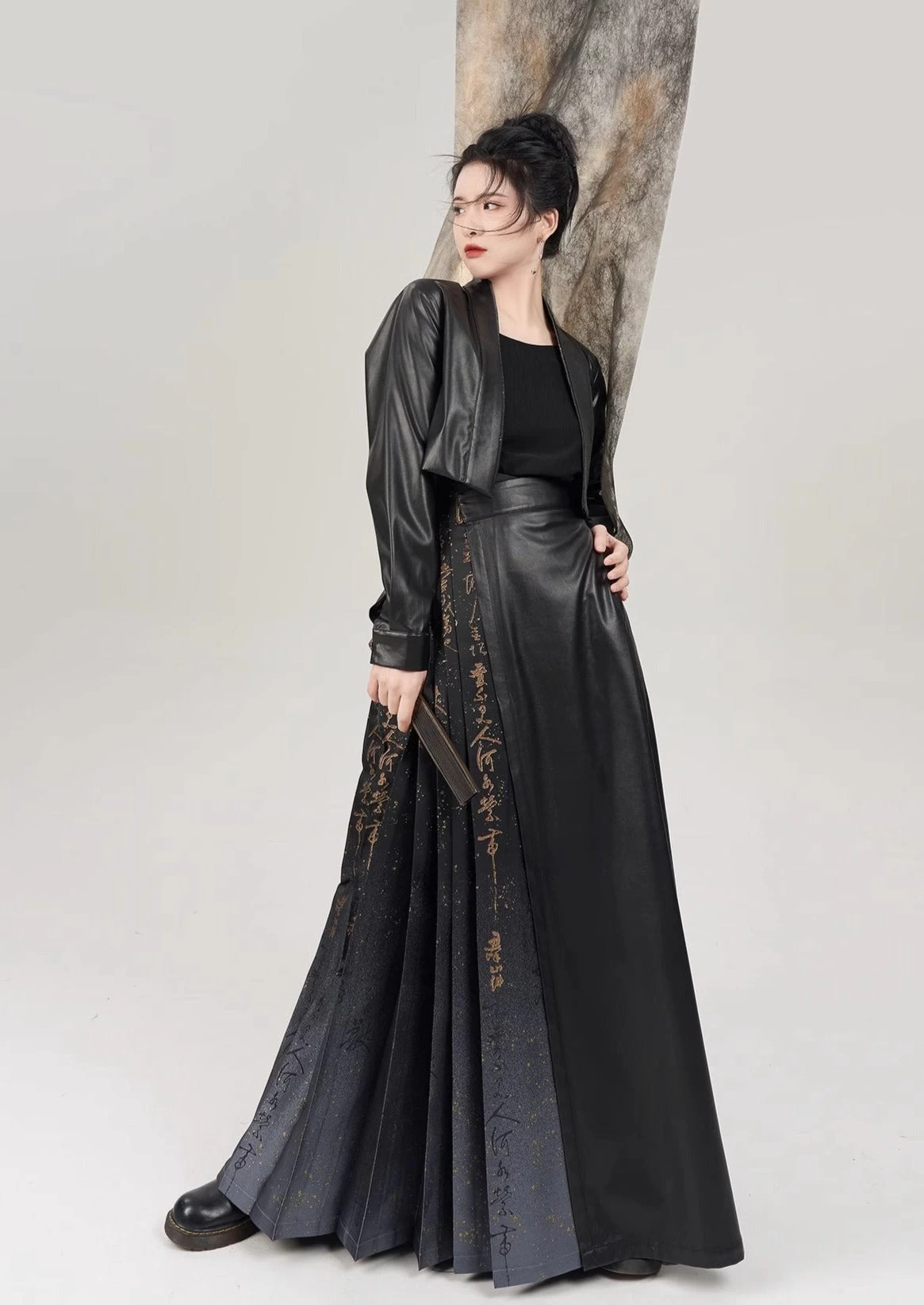 Women’s Modern 3-Piece Faux Leather Daily Hanfu Set Midnight Ink | HANFUBAO