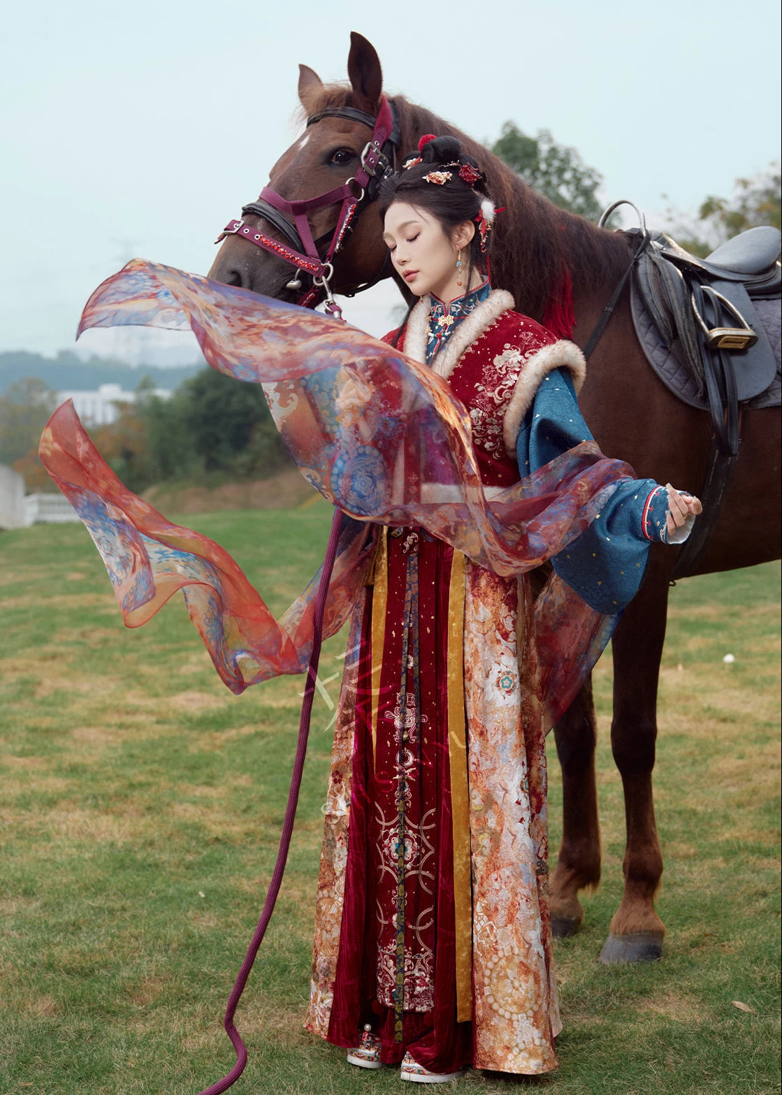 Women Modern Hanfu Silk-Blend 4-Piece Star Embroidery Blue | HANFUBAO