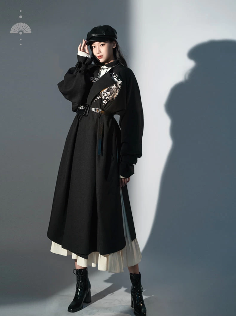 Women's Modern Hanfu Trench Coat Set White |  Blend | HANFUBAO