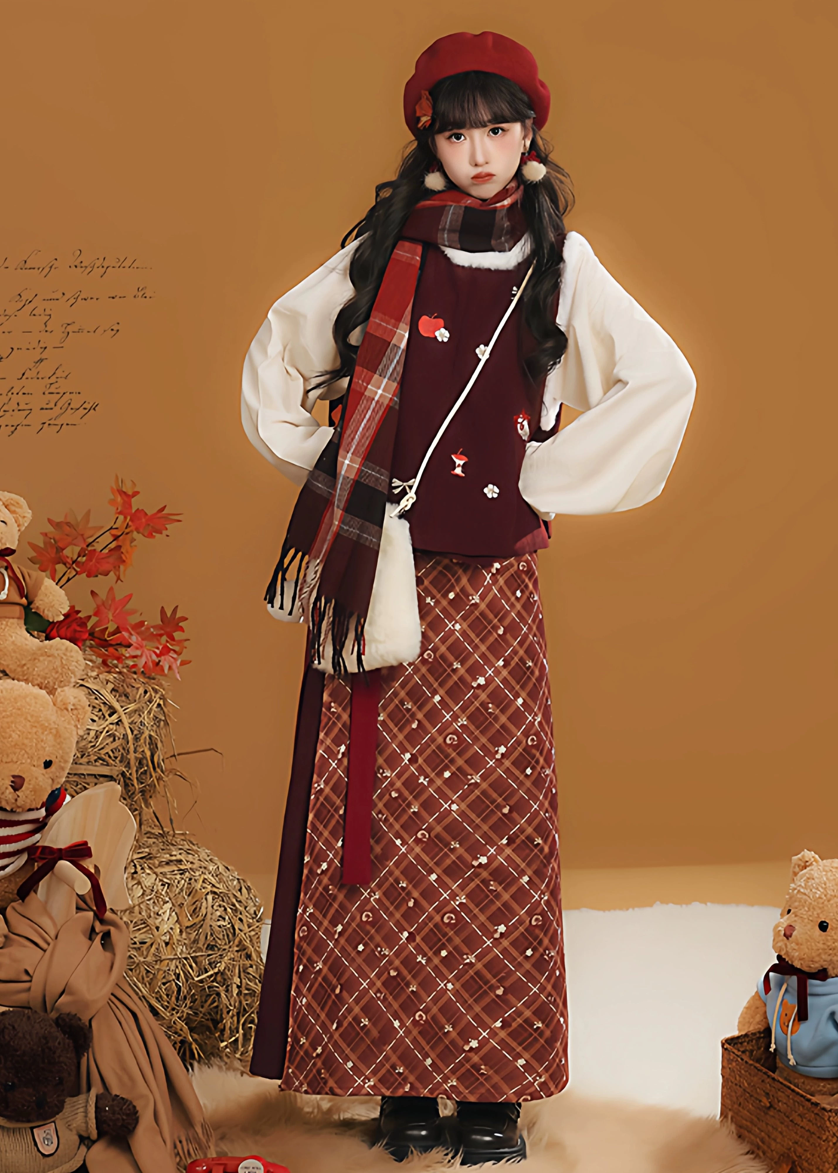 Women’s Modern Daily Hanfu 5-Piece Set, Embroidered Dream Island | HANFUBAO