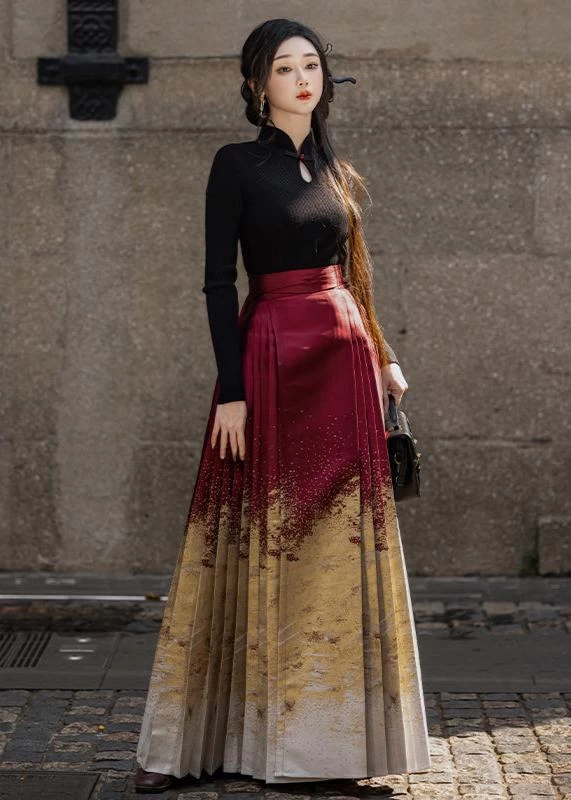 Women Modern Hanfu Ma Mian Skirt Gold Embroidered  | HANFUBAO