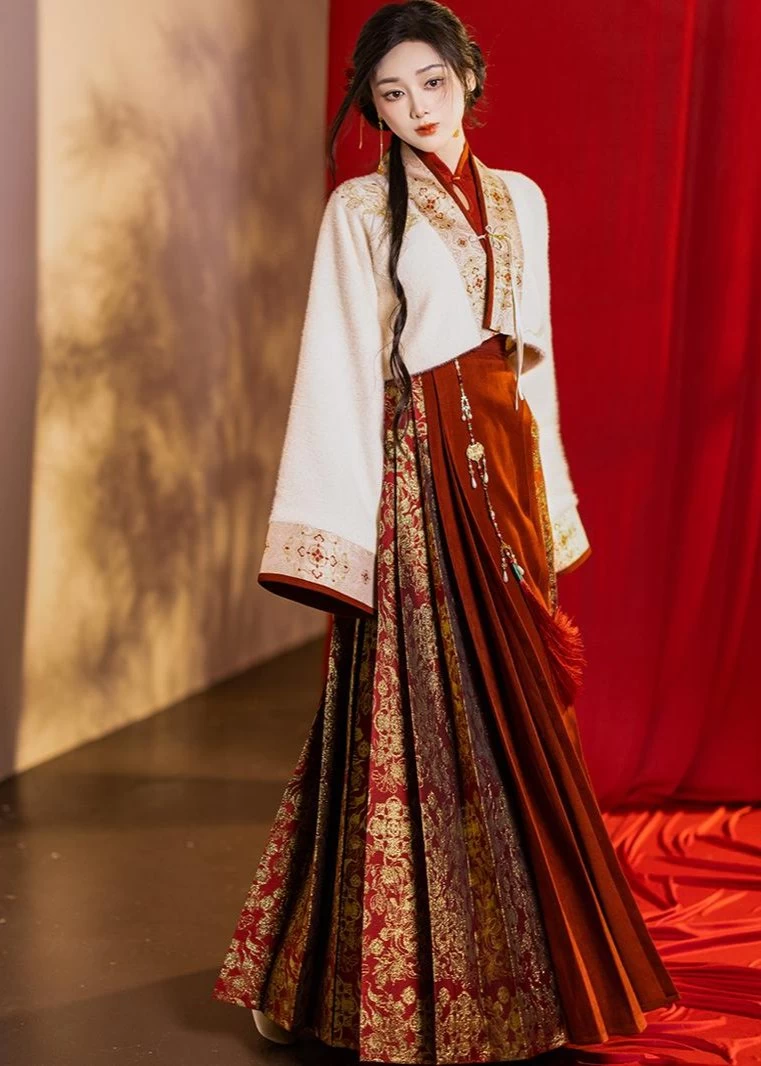 Women  Modern Hanfu 3-Piece Mamian Dress Set Red Embroidered | HANFUBAO