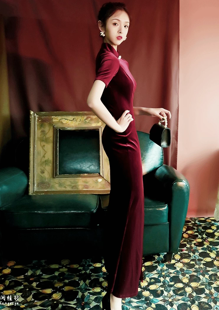 Women Velvet Qipao Dress Black High Slit Evening Party| HANFUBAO