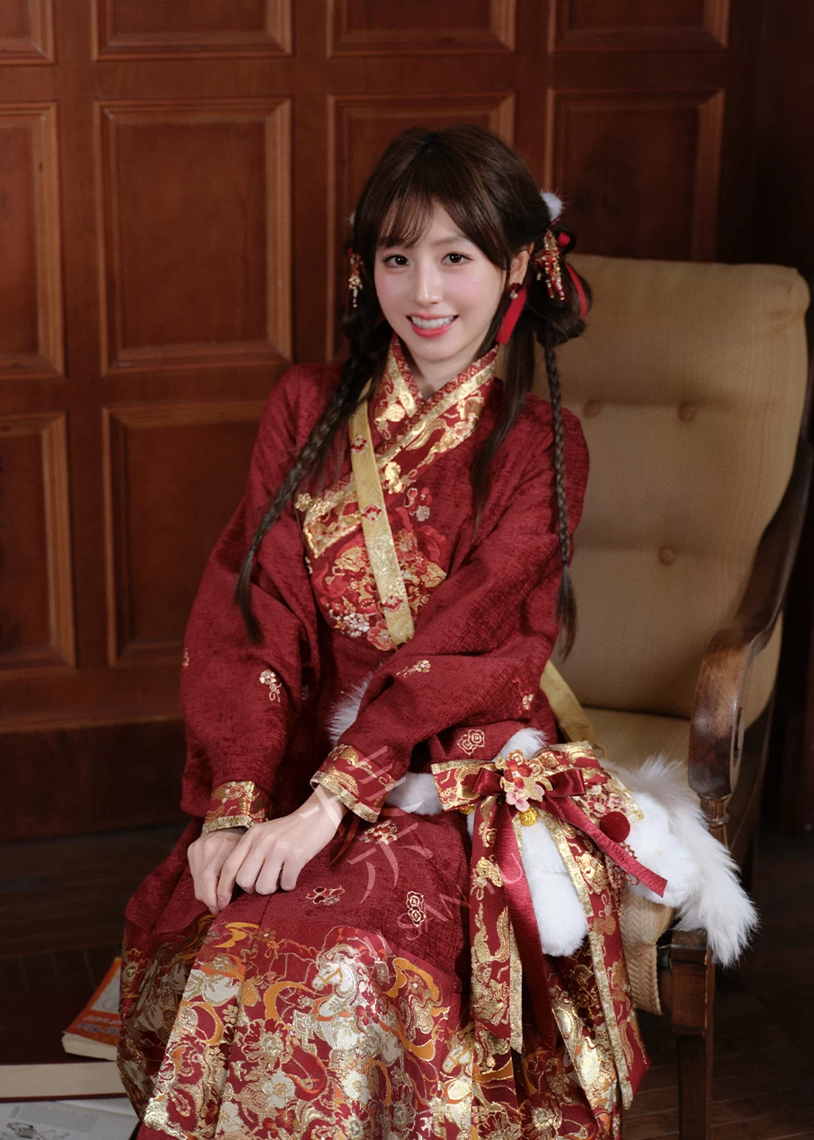HANFUBAO | Women Brocade Hanfu 3-Piece Dress Set New Year Red Gold S-XL