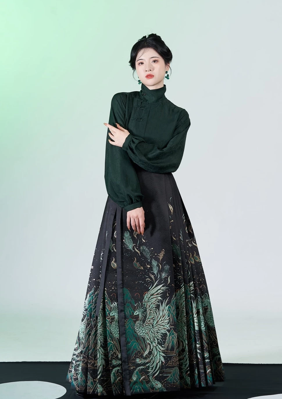 Women Modern Hanfu Ma Mian Skirt Qingyu Embroidered  | HANFUBAO