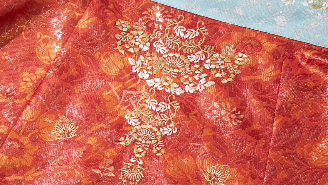 Women 4-Piece 2026 New Year Golden Horse Embroidered Hanfu Set| HANFUBAO