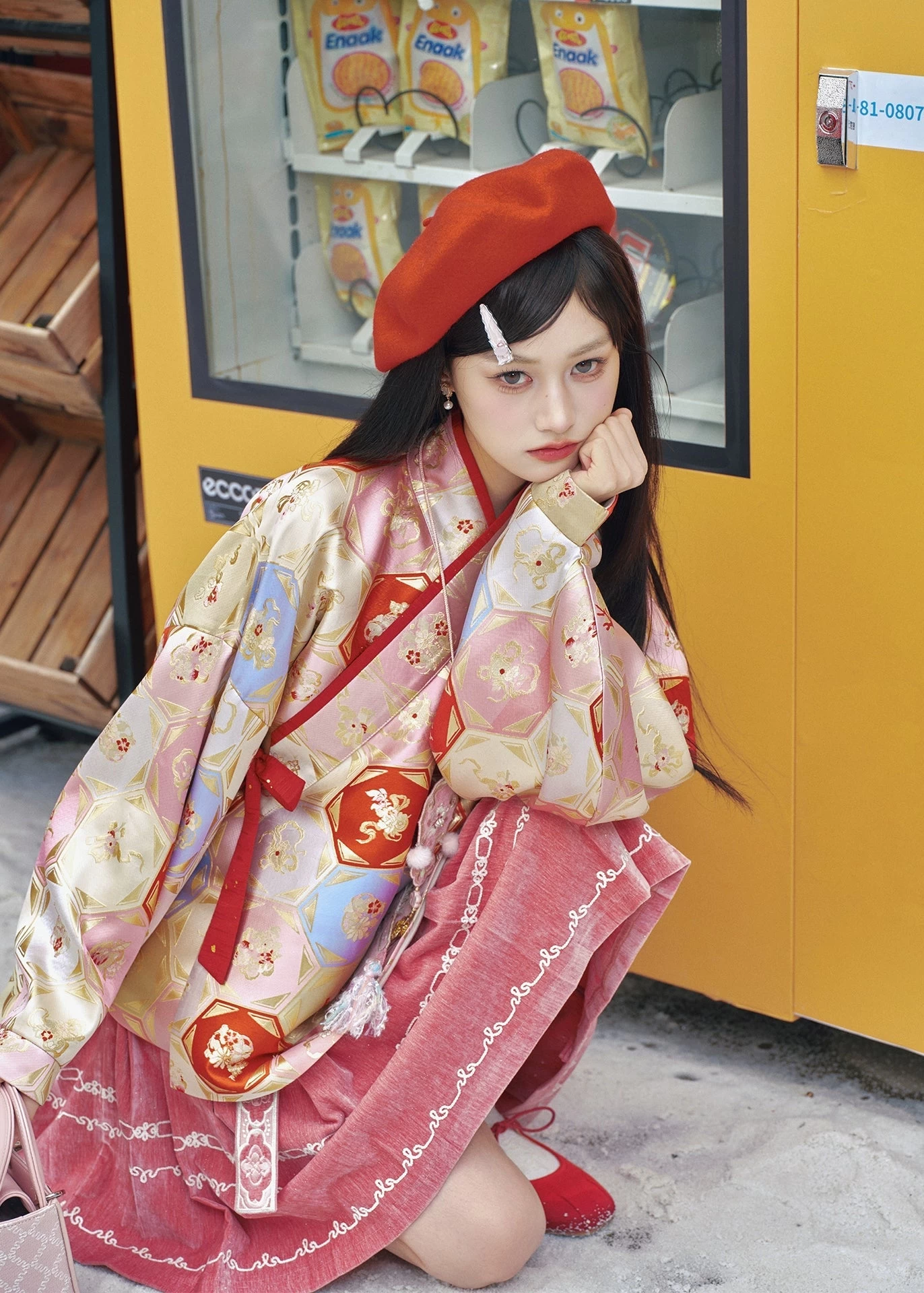 Women Modern Daily Hanfu Embroidered Pearl Cloud 4-Piece Set | HANFUBAO