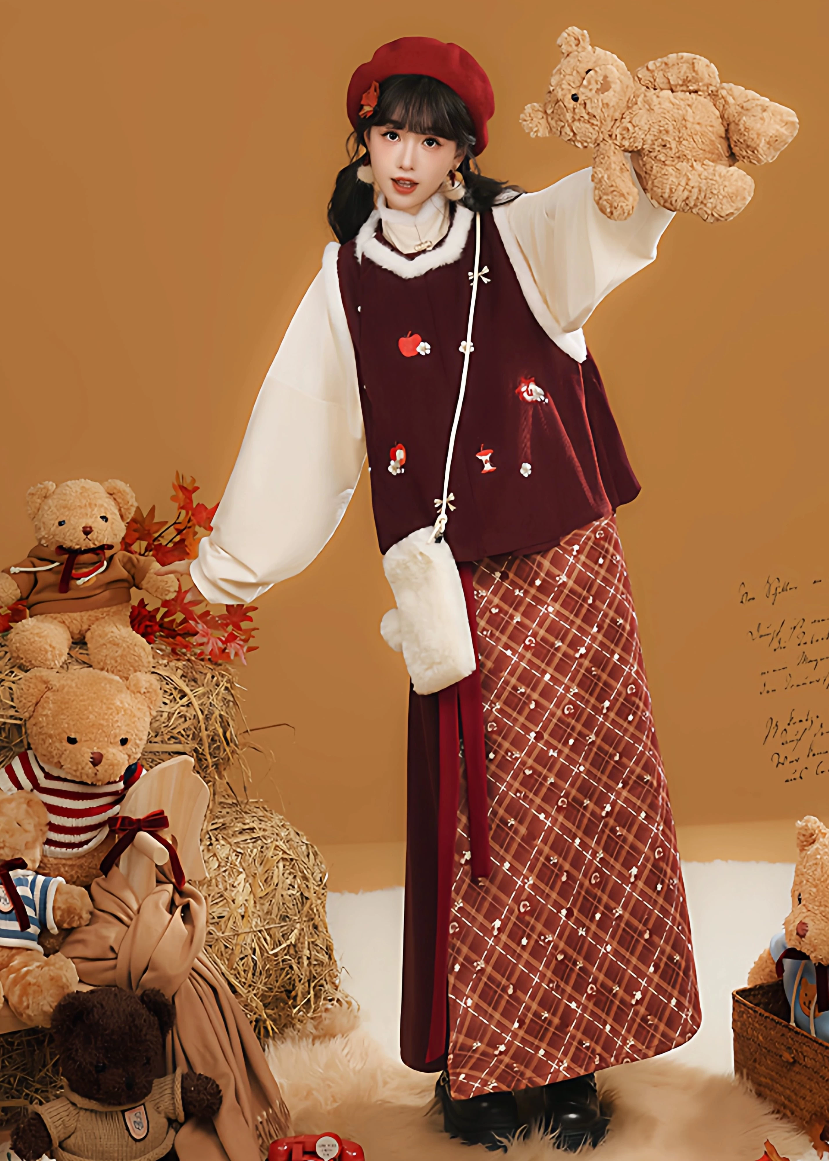 Women’s Modern Daily Hanfu 5-Piece Set, Embroidered Dream Island | HANFUBAO