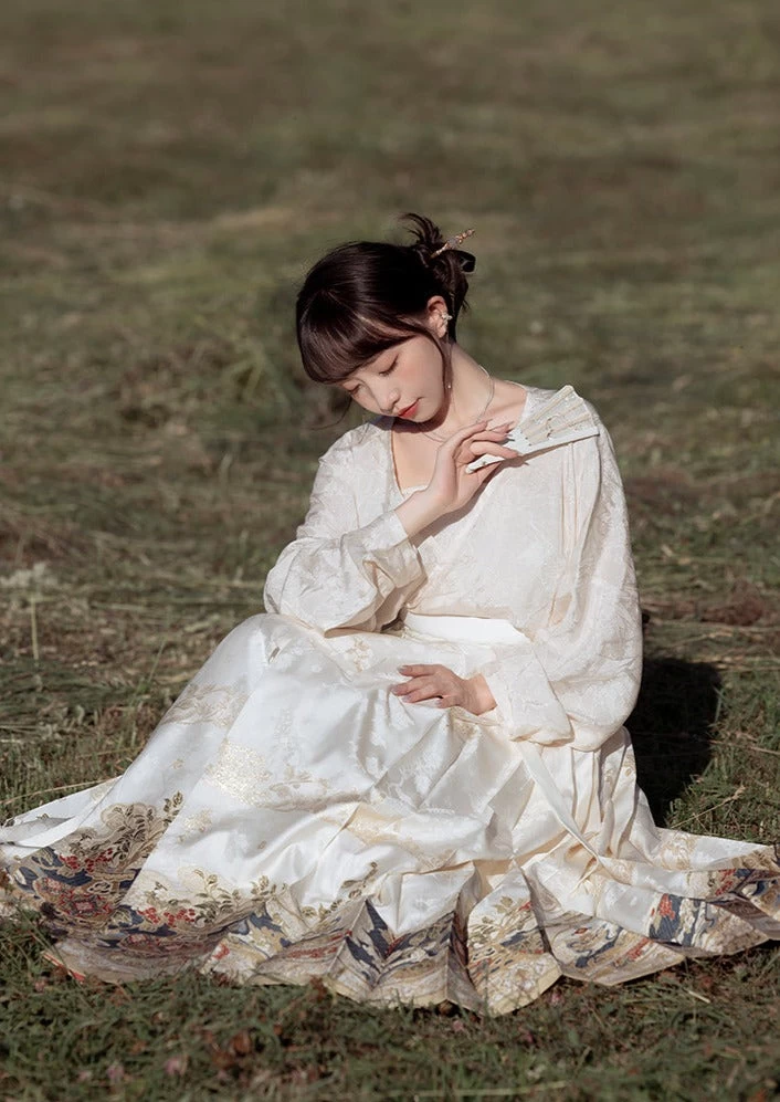 HANFUBAO | Women  Hanfu Ma Mian Skirt 3-Piece Set White Floral XS-XL