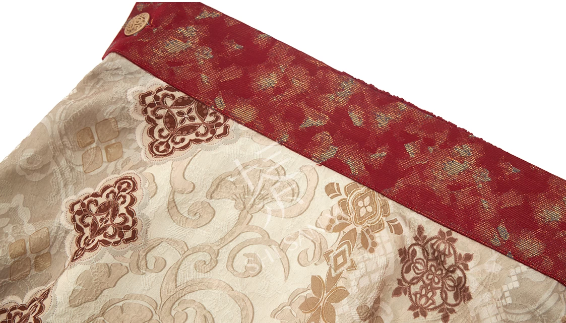 Women’s 4-Piece Daily Hanfu Set Crimson Steed Embroidered Plus Size | HANFUBAO