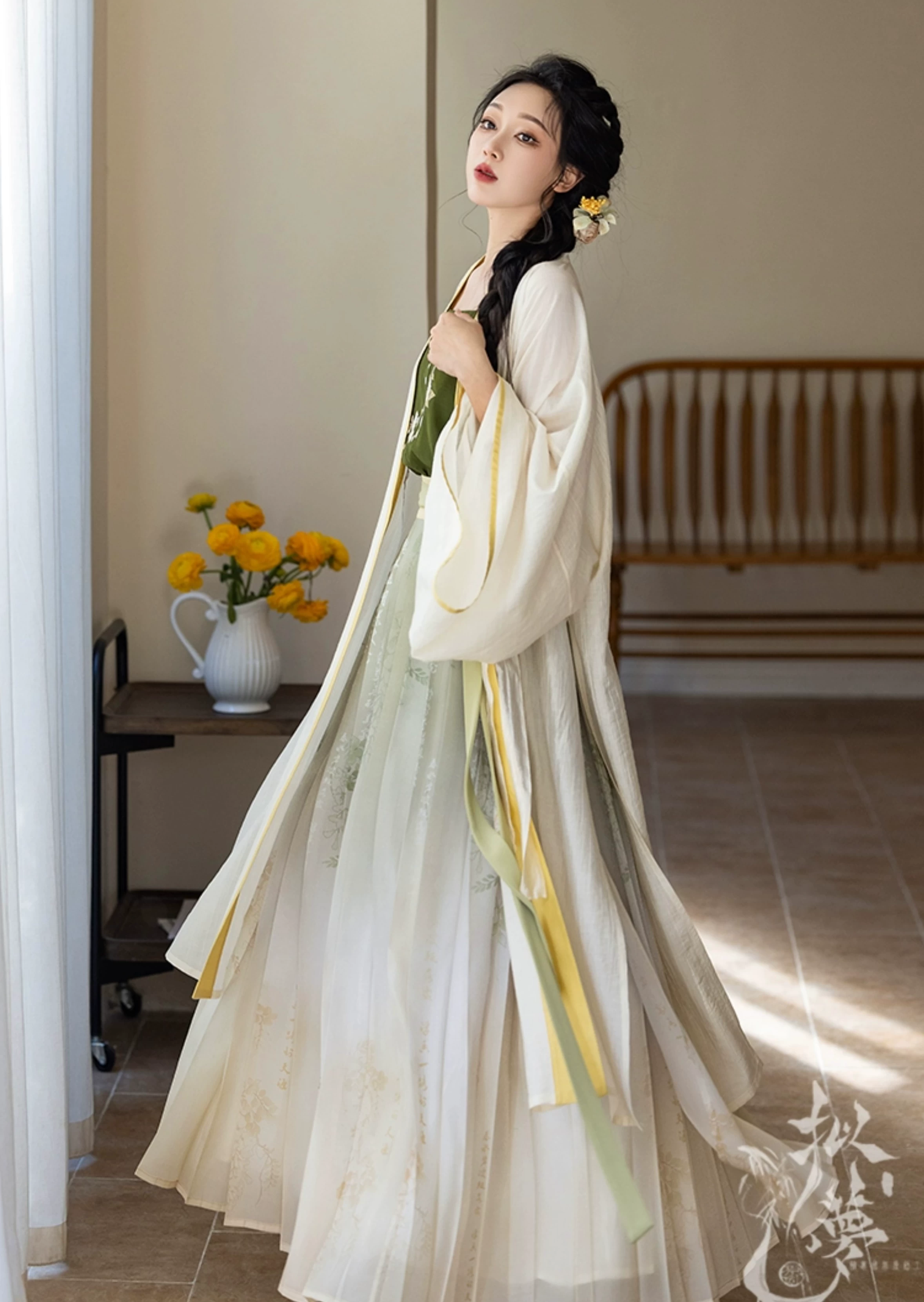 Women’s 3-Piece Ma Mian Skirt Hanfu Set, Artificial Silk Tank Top & Cover-Up | HANFUBAO