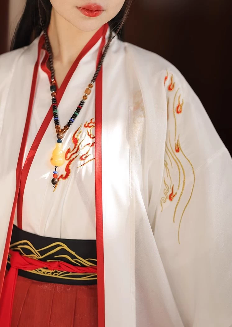 Unisex 5-Piece Flame Embroidery Song Dynasty Daily Hanfu Set | HANFUBAO