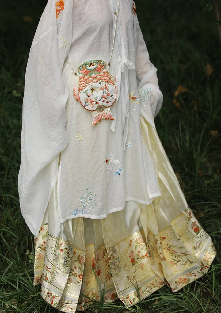 Chinese Hanfu Orange Goldfish Embroidered  Bag 18x25cm | HANFUBAO