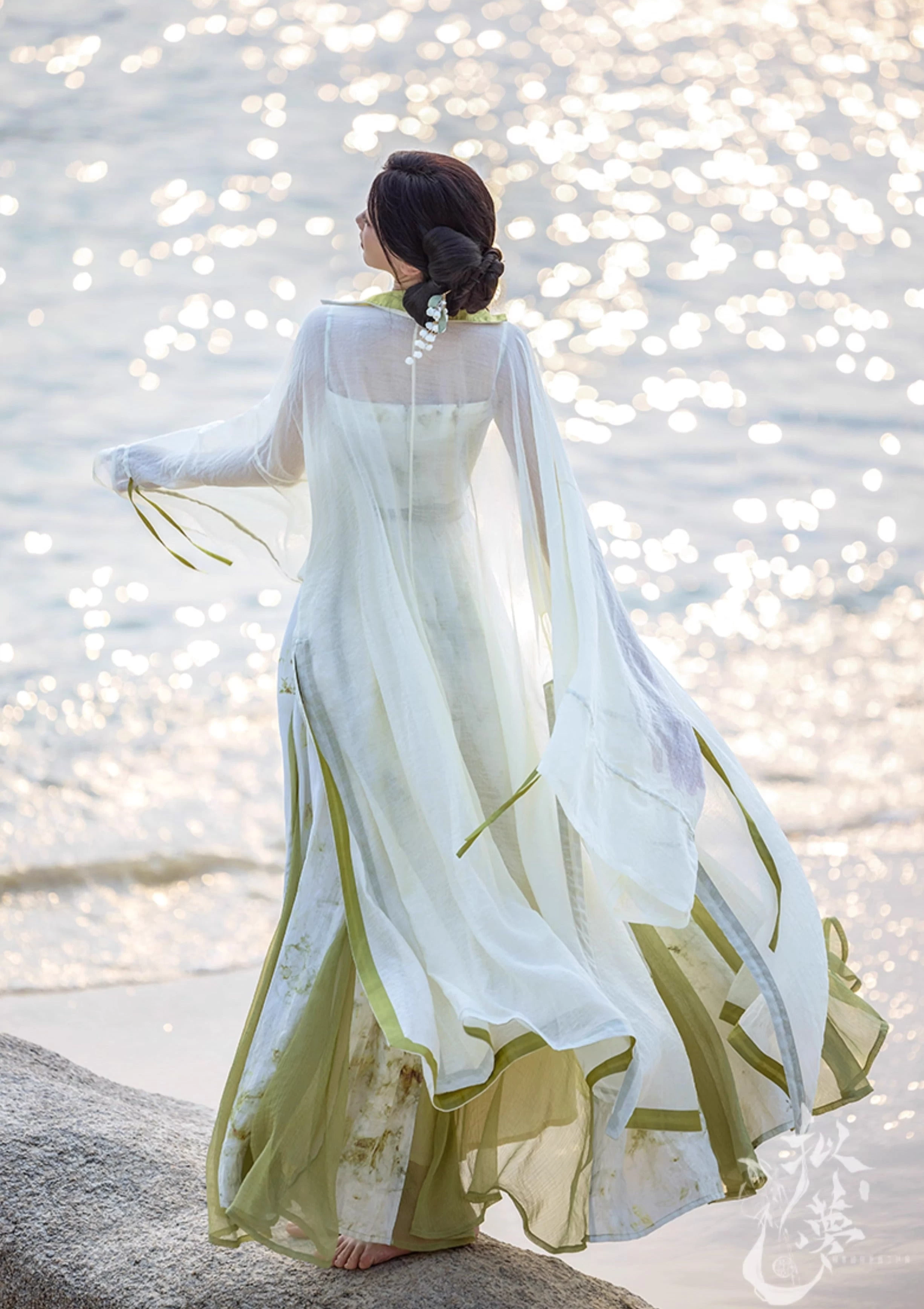 Women’s Modern 3-Piece Hanfu Set Jade Green | HANFUBAO