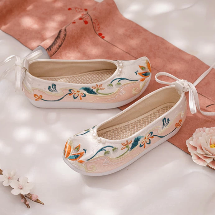 Women Canvas Embroidered Flats Floral Pattern | HANFUBAO