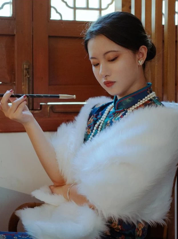 Women's Ivory Faux Fur Shawl Warm Winter Wedding Wrap Plus Size | HANFUBAO