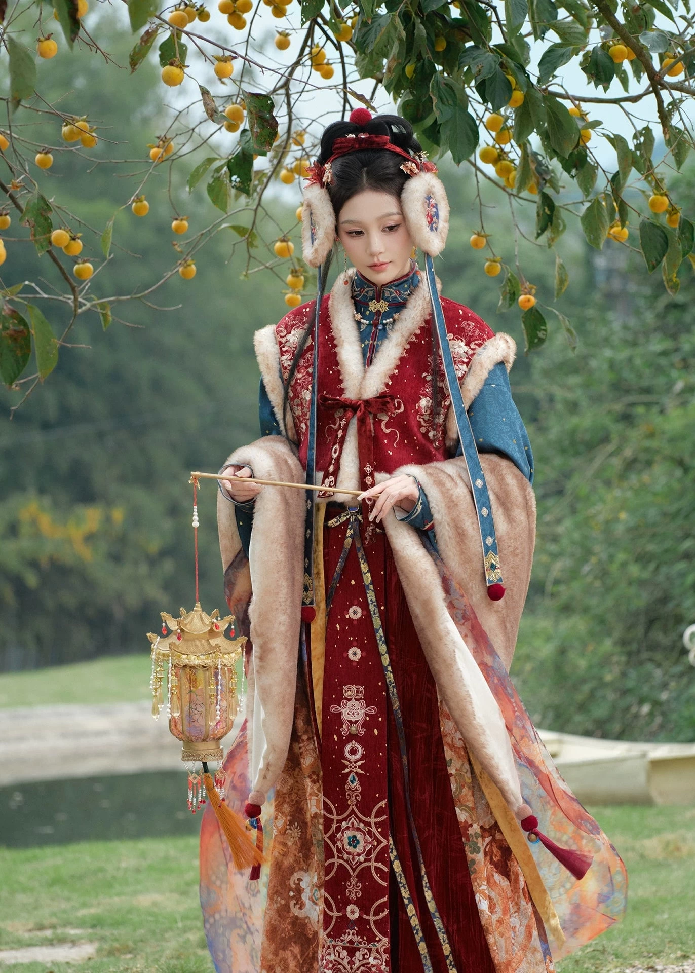 Women Modern Hanfu Faux Fur Shawl & Earmuff, Starfall White|HANFUBAO