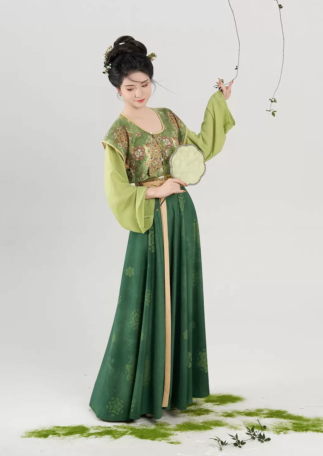 Women Tang Hanfu 3-Piece Set (Tank+Shirt+Skirt) Daily Wear | HANFUBAO