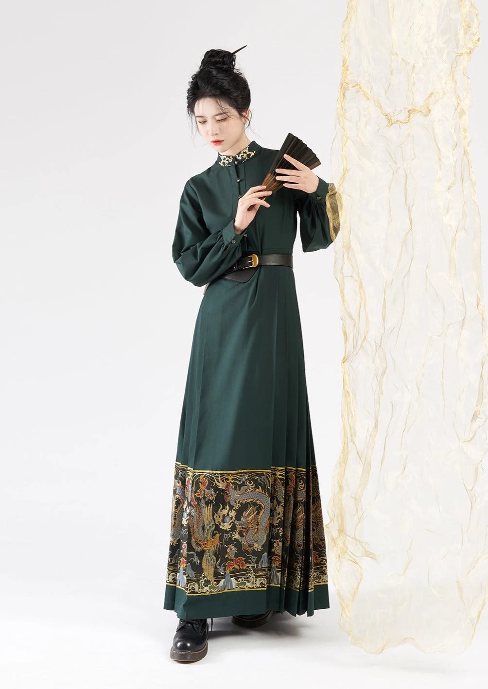Women Modern Hanfu Dress Cloud Embroidery Daily Wear Plus Size | HANFUBAO